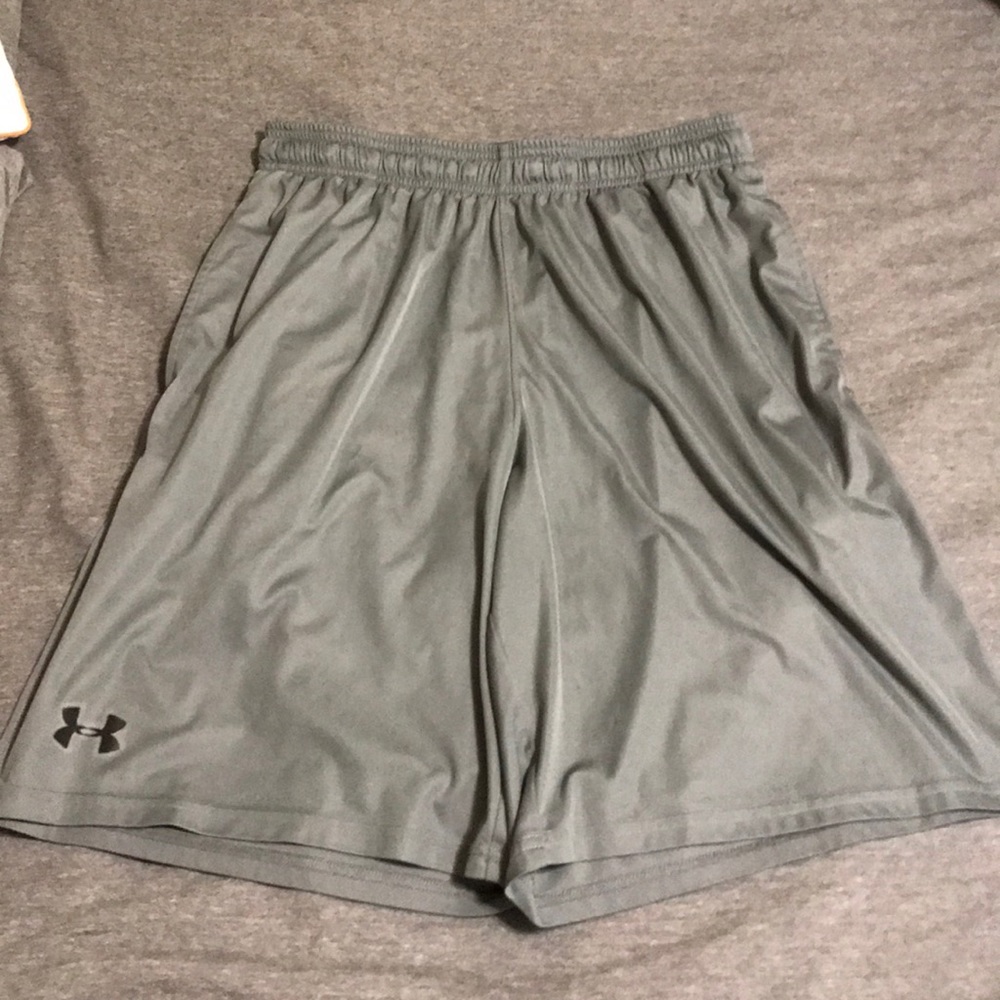 Grey under armour basketball shorts size medium